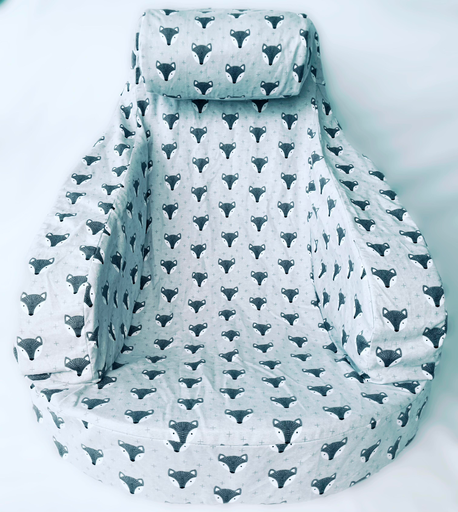 Laid-Back Bestfeeding Nest with Foxy Grey Flannel cover